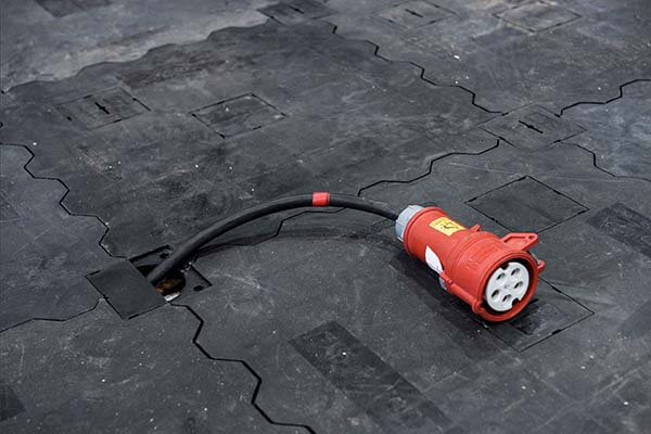 Set2Show Model 2 - A